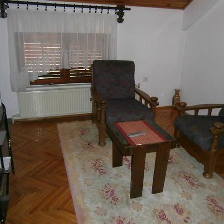 Markov Konak Guest House Surdulica Luaran gambar