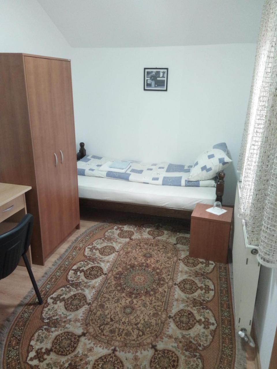 Markov Konak Guest House Surdulica Bilik gambar